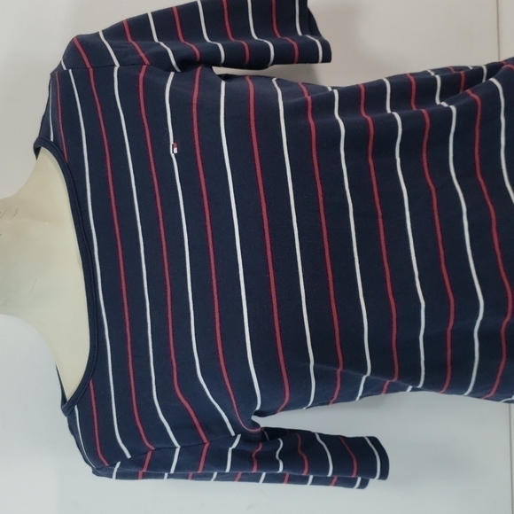 Tommy Hilfiger T-Shirt - Picture 2 of 6